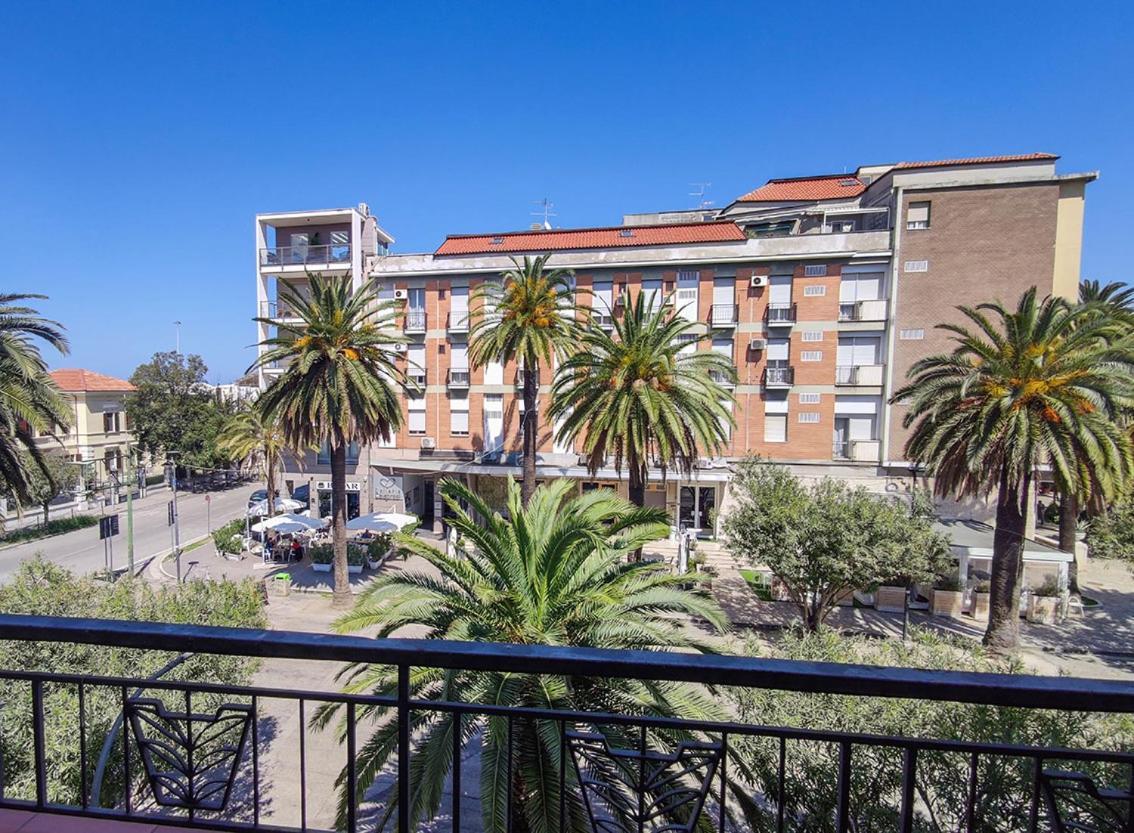 Centralissimo Quadrilocale Colombo San Benedetto del Tronto Exterior photo